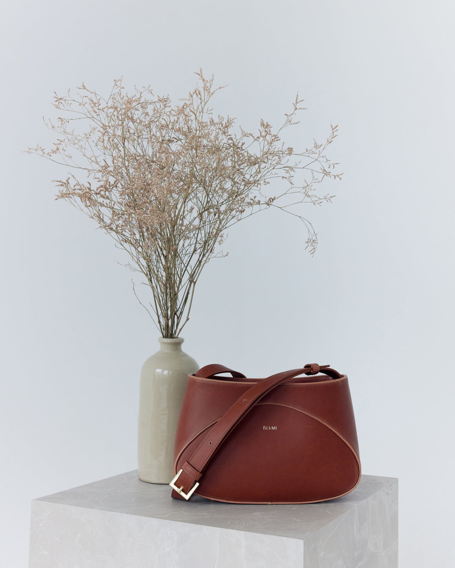 POMONA cognac brown