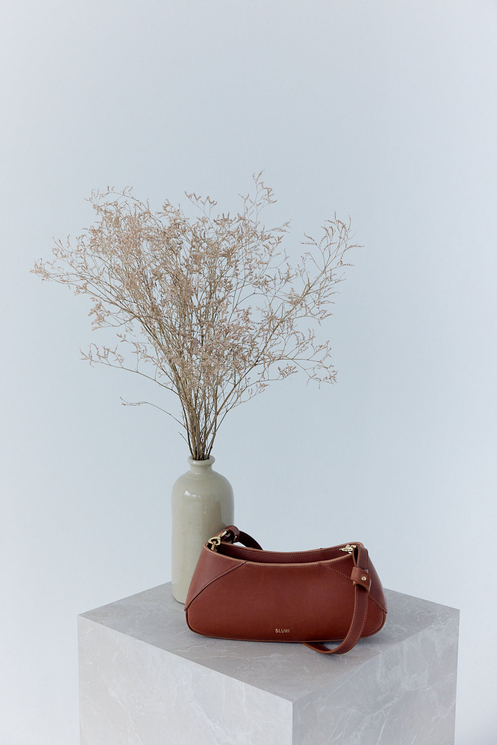 MADEINA cognac brown